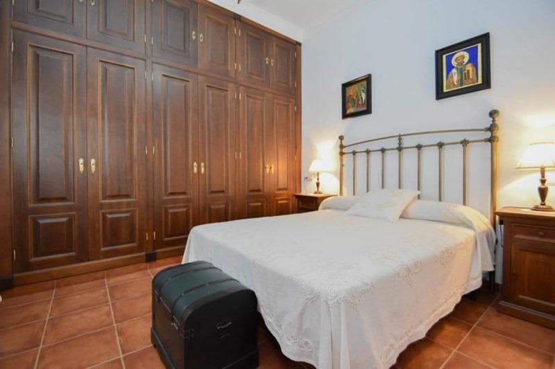 3 slaapkamer Huis te koop in Jerez del Marquesado met garage - € 250.000 (Ref: 8917928)
