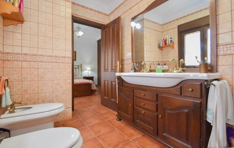 3 slaapkamer Huis te koop in Jerez del Marquesado met garage - € 250.000 (Ref: 8917928)