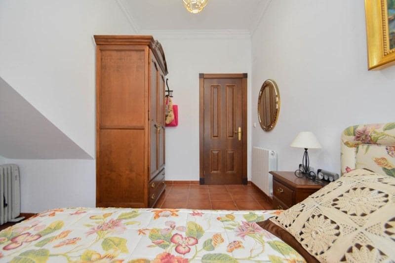 3 slaapkamer Huis te koop in Jerez del Marquesado met garage - € 250.000 (Ref: 8917928)