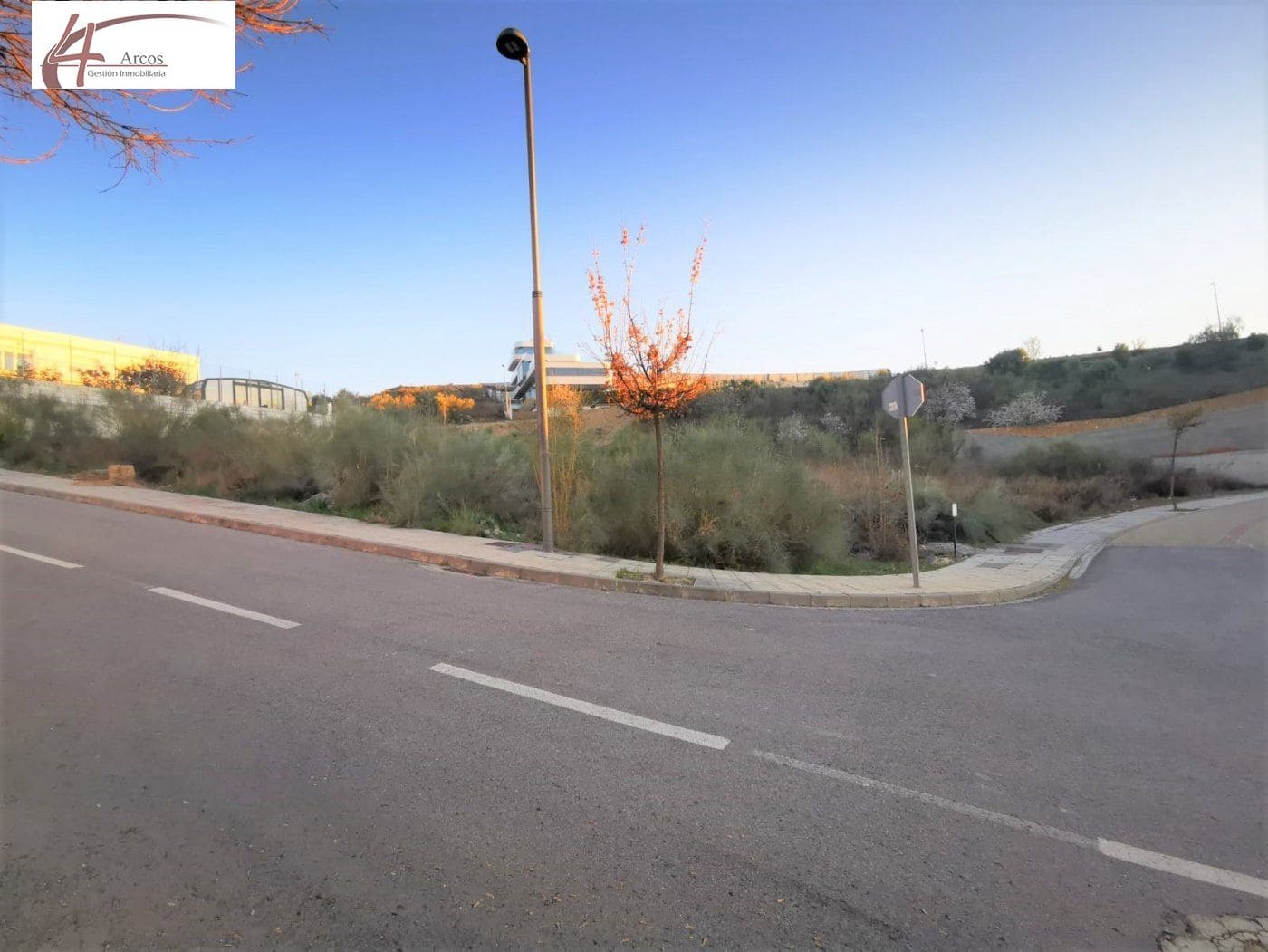 Tomt till salu i La Zubia - 78 000 € (Ref: 8921659)