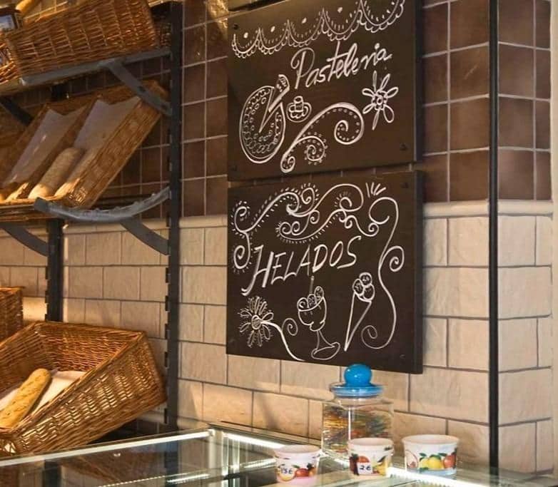 Erhverv til salg i Lanjaron - € 350.000 (Ref: 8921660)