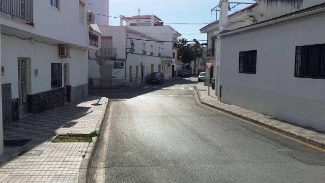 Erhverv til salg i Salobrena - € 50.000 (Ref: 8923785)