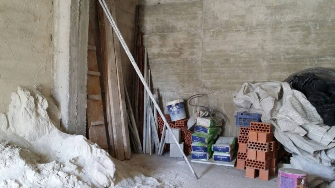 Erhverv til salg i Salobrena - € 50.000 (Ref: 8923785)