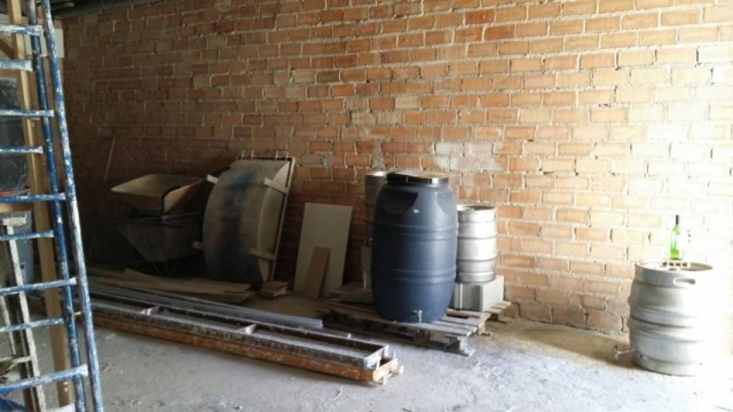 Erhverv til salg i Salobrena - € 50.000 (Ref: 8923785)