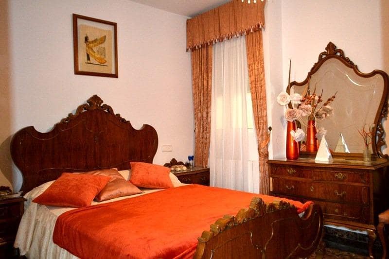 3 soveværelse Lejlighed til salg i Montefrio - € 129.500 (Ref: 8923793)