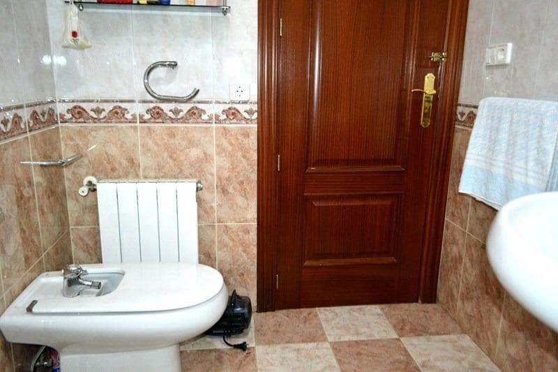 3 soveværelse Lejlighed til salg i Montefrio - € 129.500 (Ref: 8923793)