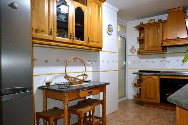 3 chambre Appartement à vendre à Montefrío - 129 500 € (Ref: 8923793)