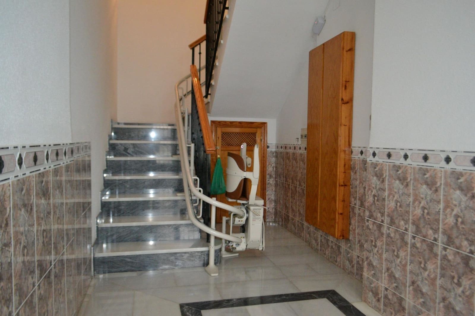 3 soveværelse Lejlighed til salg i Montefrio - € 129.500 (Ref: 8923793)