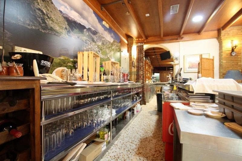 Erhverv til salg i Quentar - € 540.000 (Ref: 8923796)