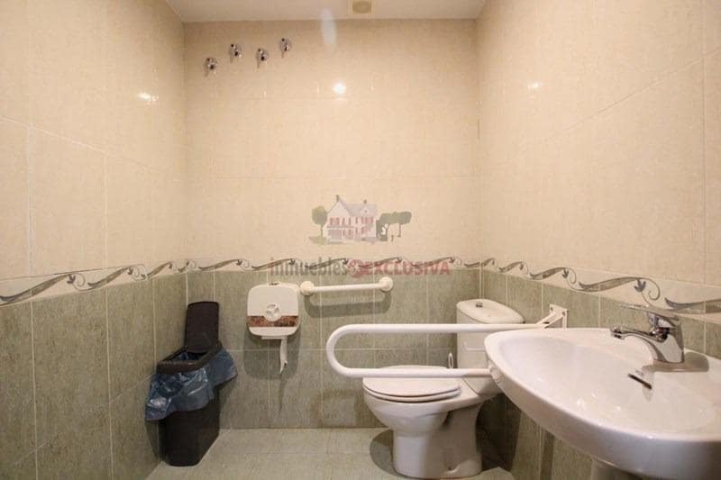 Erhverv til salg i Quentar - € 540.000 (Ref: 8923796)