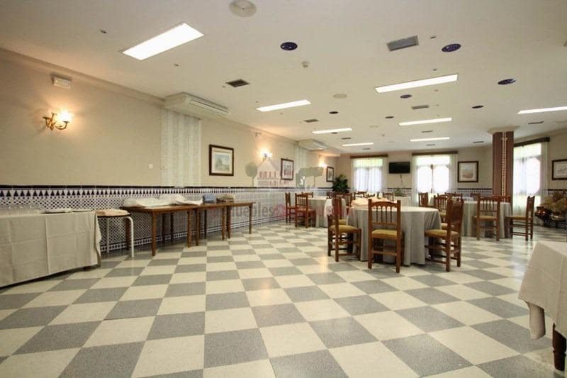 Erhverv til salg i Quentar - € 540.000 (Ref: 8923796)