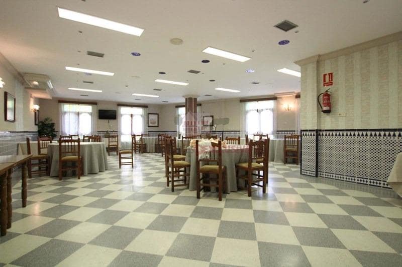 Erhverv til salg i Quentar - € 540.000 (Ref: 8923796)