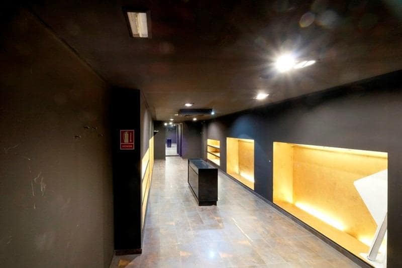 Erhverv til salg i Granada by - € 395.000 (Ref: 8923802)