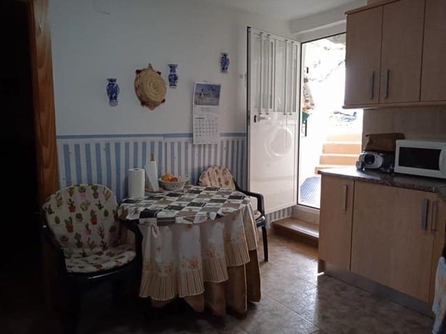 4 soveværelse Finca/Landehus til salg i Montillana - € 61.000 (Ref: 8923806)