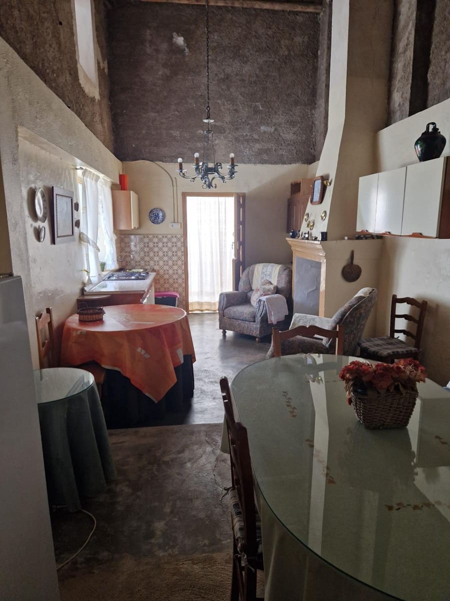 5 soveværelse Rækkehus til salg i Jayena - € 99.900 (Ref: 8932392)