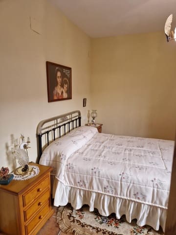 5 Zimmer Reihenhaus zu verkaufen in Jayena - 99.900 € (Ref: 8932392)