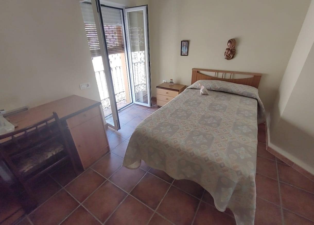 5 soveværelse Rækkehus til salg i Jayena - € 99.900 (Ref: 8932392)