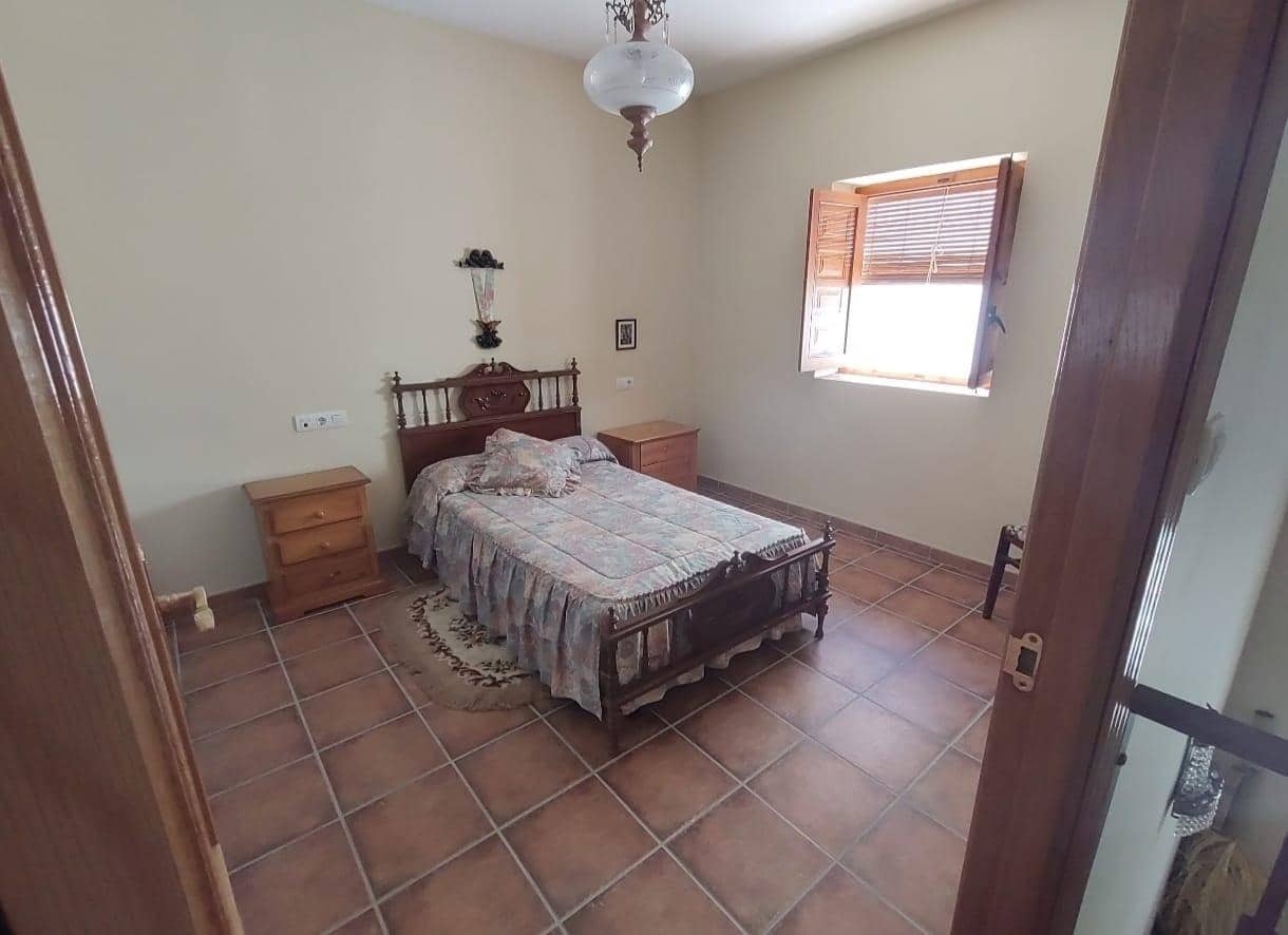 5 soveværelse Rækkehus til salg i Jayena - € 99.900 (Ref: 8932392)