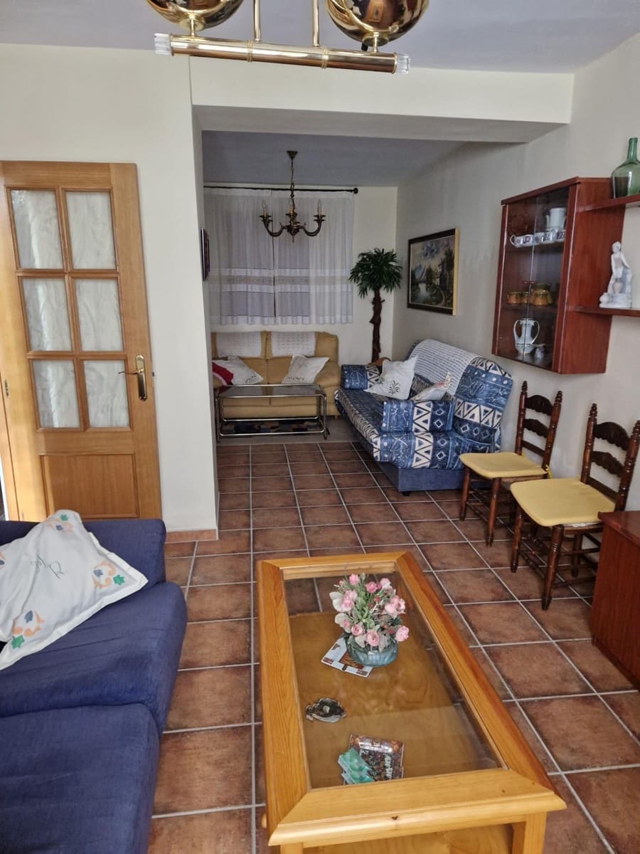 5 soveværelse Rækkehus til salg i Jayena - € 99.900 (Ref: 8932392)