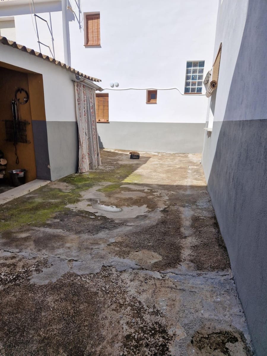 5 soveværelse Rækkehus til salg i Jayena - € 99.900 (Ref: 8932392)