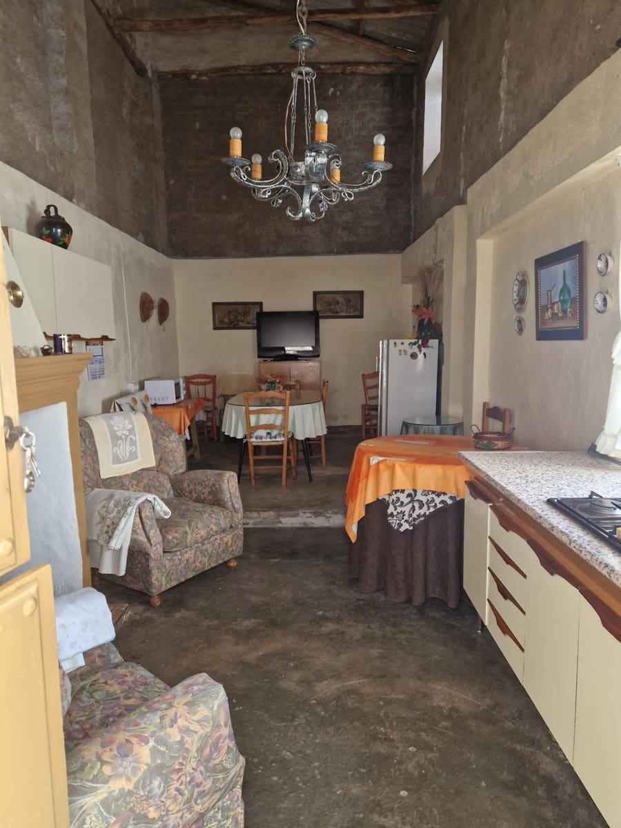 5 soveværelse Rækkehus til salg i Jayena - € 99.900 (Ref: 8932392)