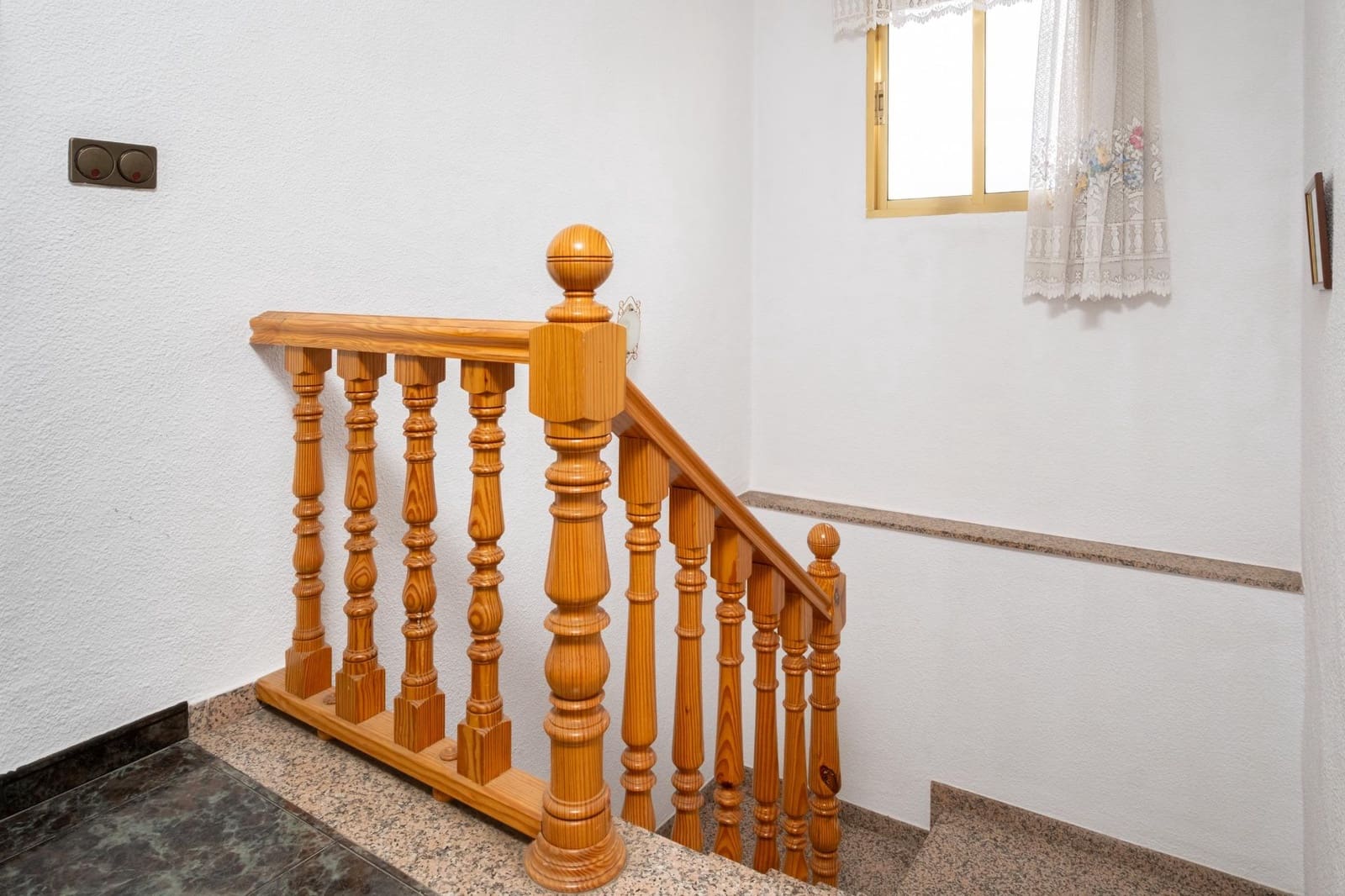 4 soveværelse Byhus til salg i Puerto Lope med garage - € 95.000 (Ref: 8949478)