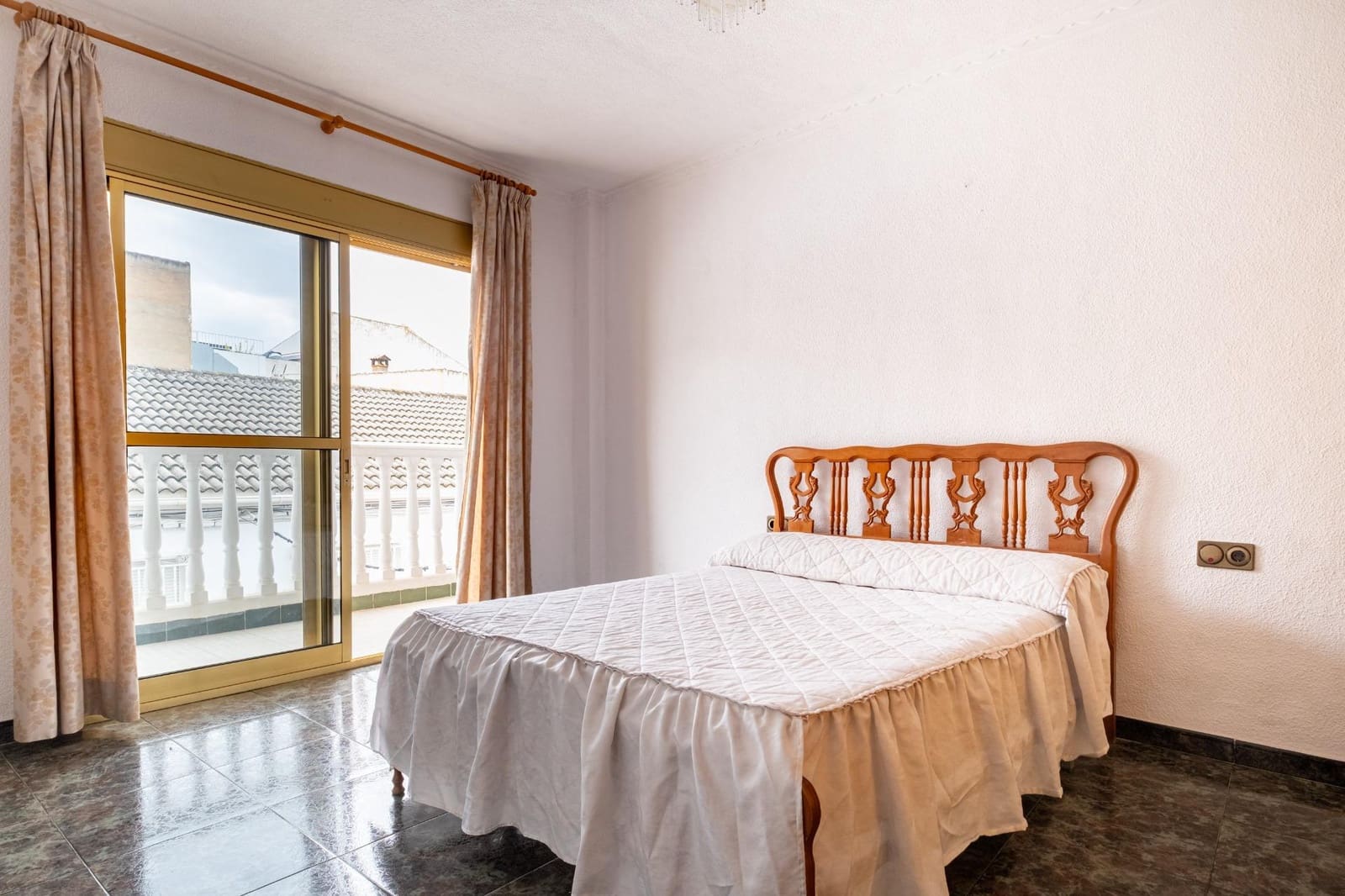 4 soveværelse Byhus til salg i Puerto Lope med garage - € 95.000 (Ref: 8949478)