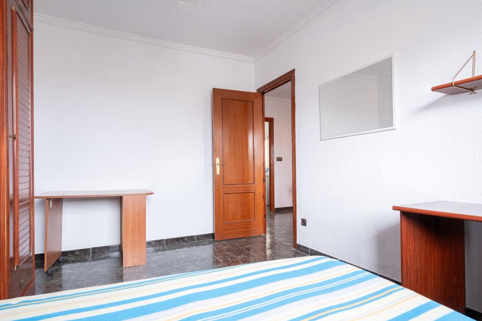 4 soveværelse Byhus til salg i Puerto Lope med garage - € 95.000 (Ref: 8949478)