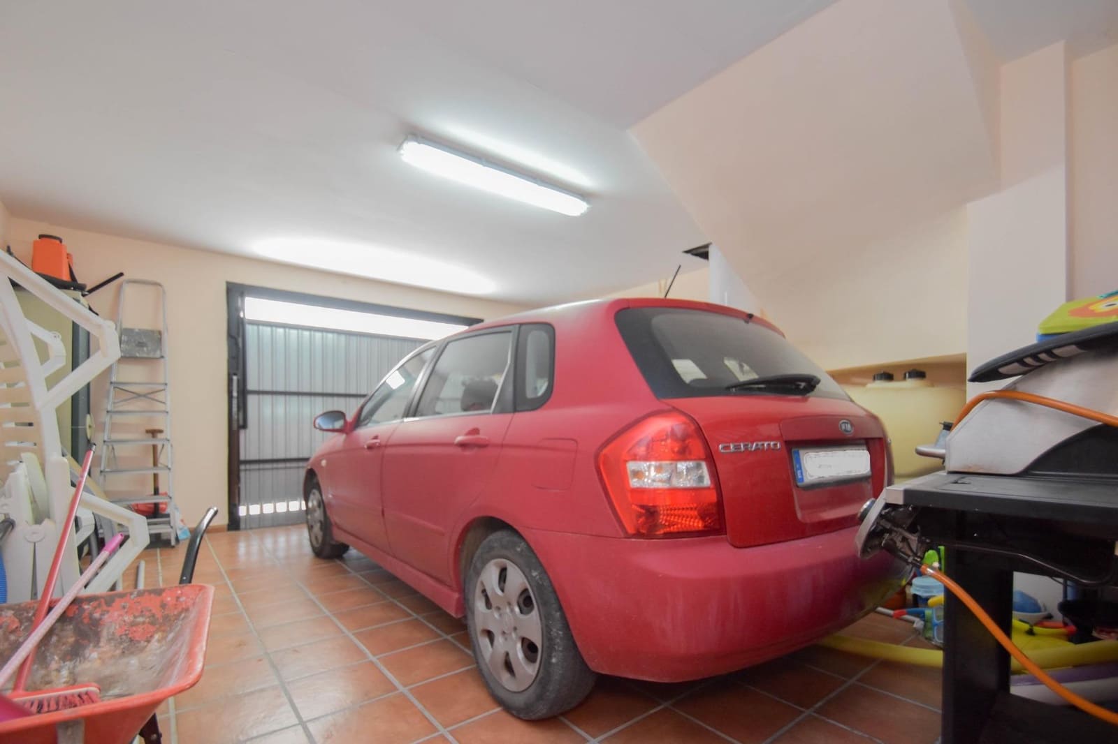 5 soveværelse Villa til salg i Moraleda de Zafayona med swimmingpool garage - € 320.000 (Ref: 8950580)