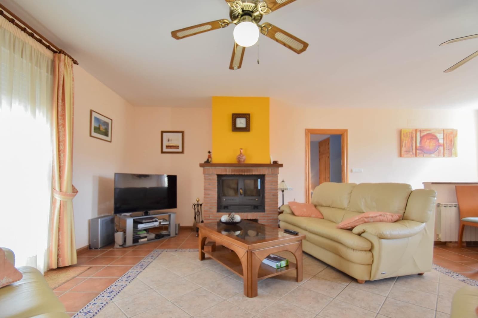 5 soveværelse Villa til salg i Moraleda de Zafayona med swimmingpool garage - € 320.000 (Ref: 8950580)