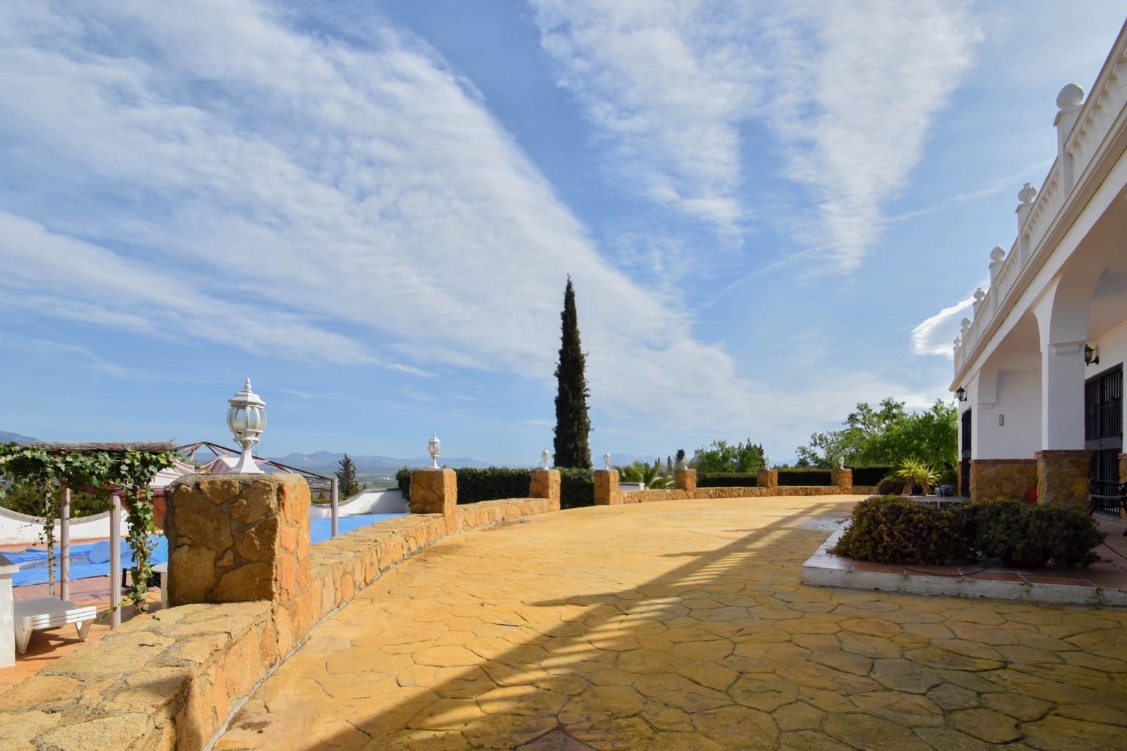 5 soveværelse Villa til salg i Moraleda de Zafayona med swimmingpool garage - € 320.000 (Ref: 8950580)