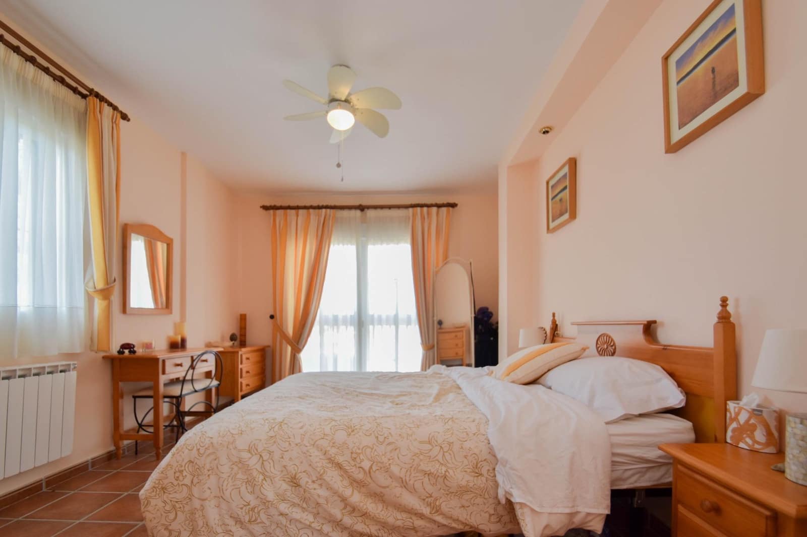 5 soveværelse Villa til salg i Moraleda de Zafayona med swimmingpool garage - € 320.000 (Ref: 8950580)