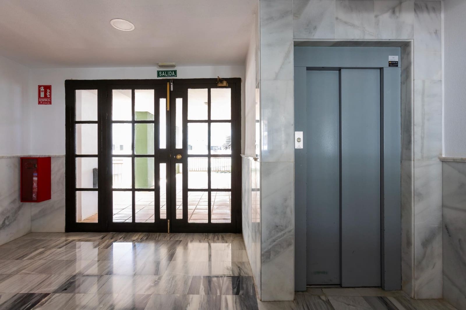 3 sypialnia Apartament na sprzedaż w Salobrena z basenem - 285 000 € (Ref: 8968233)