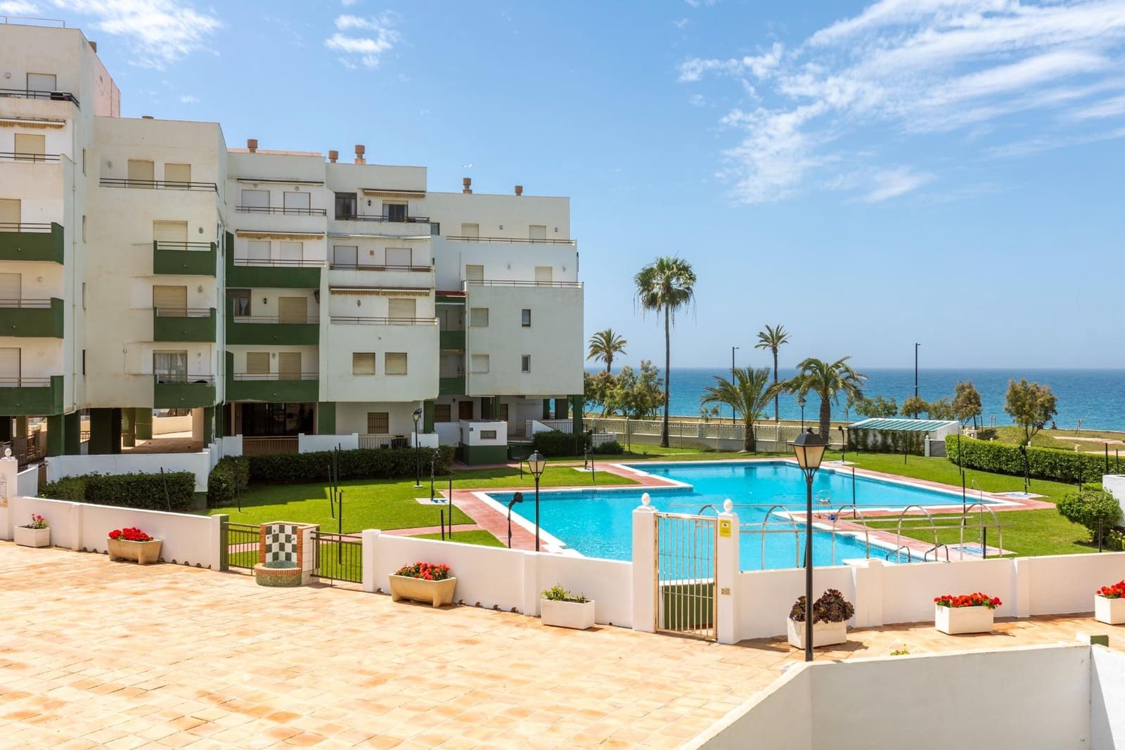 3 sypialnia Apartament na sprzedaż w Salobrena z basenem - 285 000 € (Ref: 8968233)