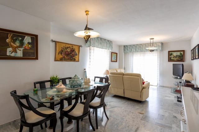 3 bedroom Apartment for sale in Salobreña with pool - € 285,000 (Ref: 8968233)