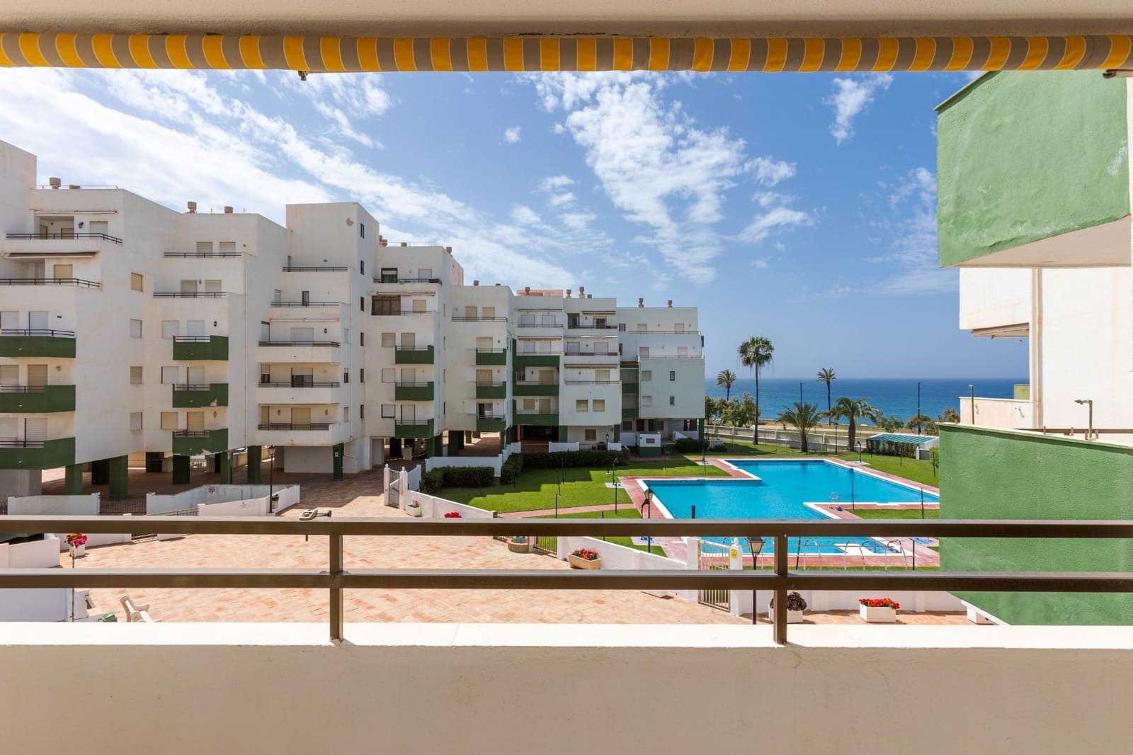 3 sypialnia Apartament na sprzedaż w Salobrena z basenem - 285 000 € (Ref: 8968233)