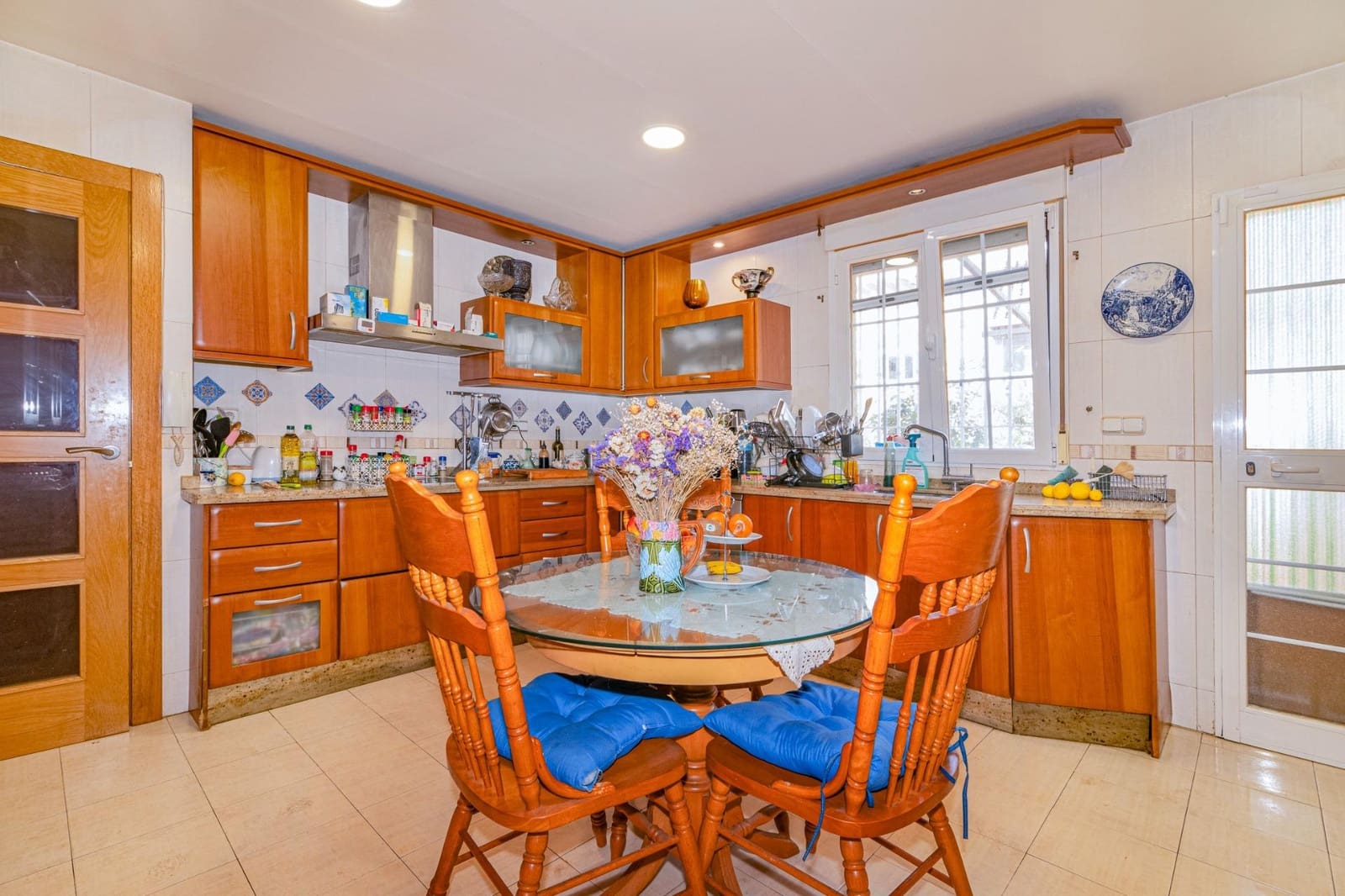 5 bedroom Villa for sale in Ogijares - € 329,900 (Ref: 8976098)