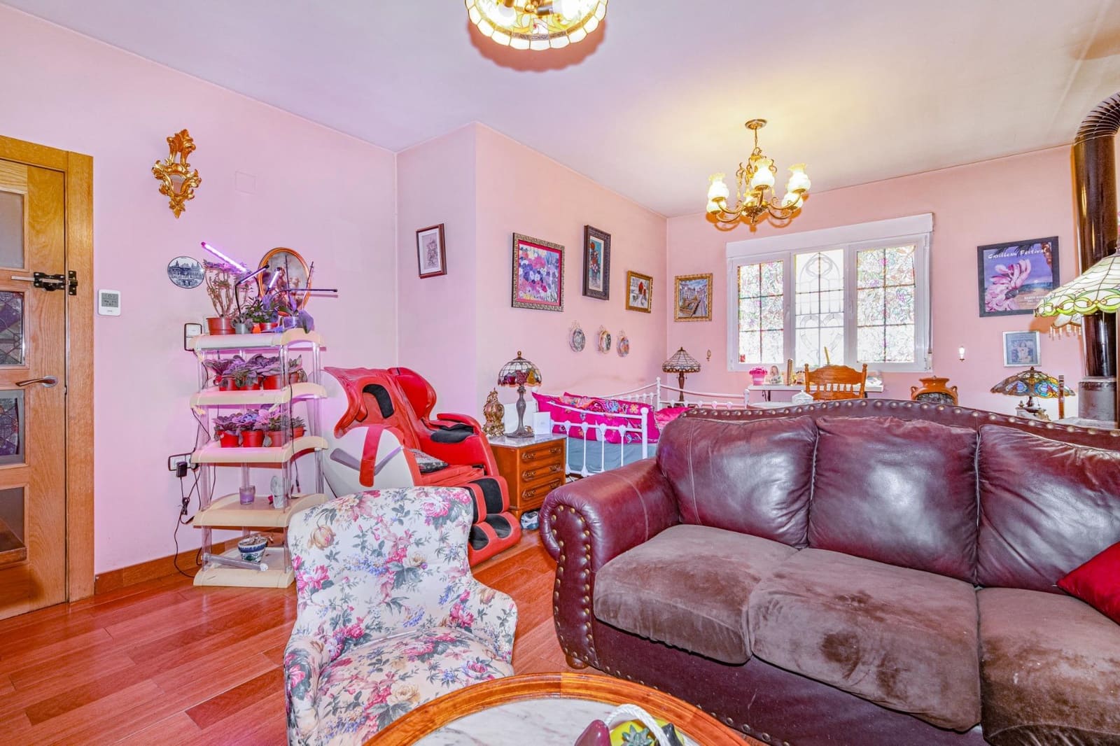 5 bedroom Villa for sale in Ogijares - € 329,900 (Ref: 8976098)