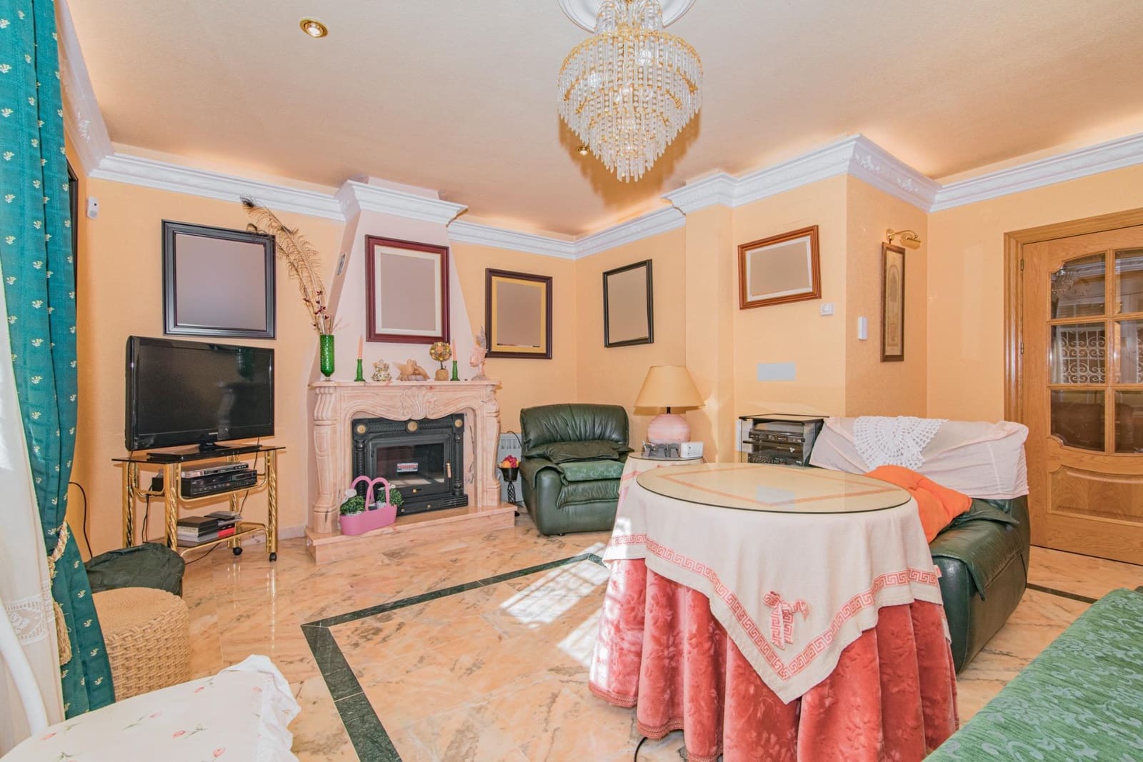 6 soverom Villa til salgs i Ogijares med svømmebasseng garasje - € 459 000 (Ref: 8982293)