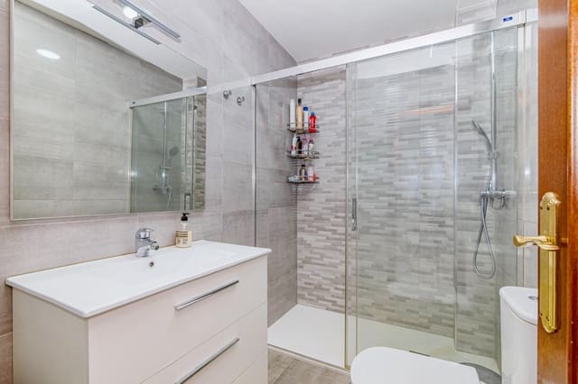 3 soverom Hus til salgs i Albolote - € 189 000 (Ref: 8992133)