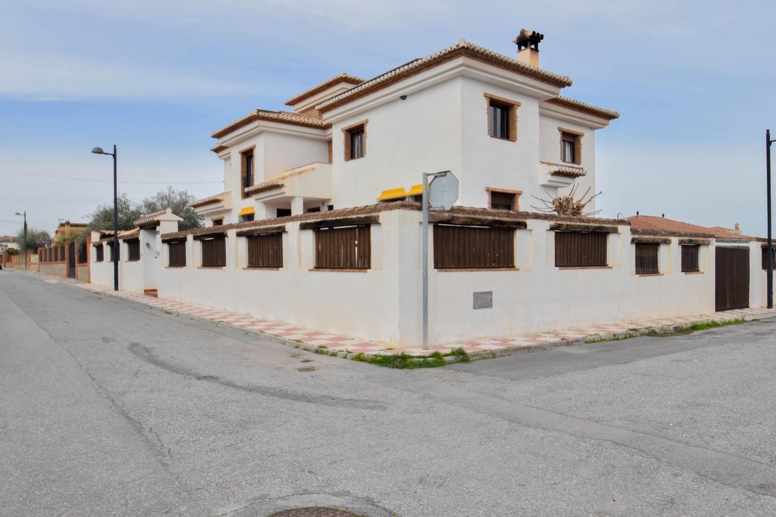 7 soveværelse Villa til salg i Cullar Vega med swimmingpool garage - € 394.000 (Ref: 8994115)