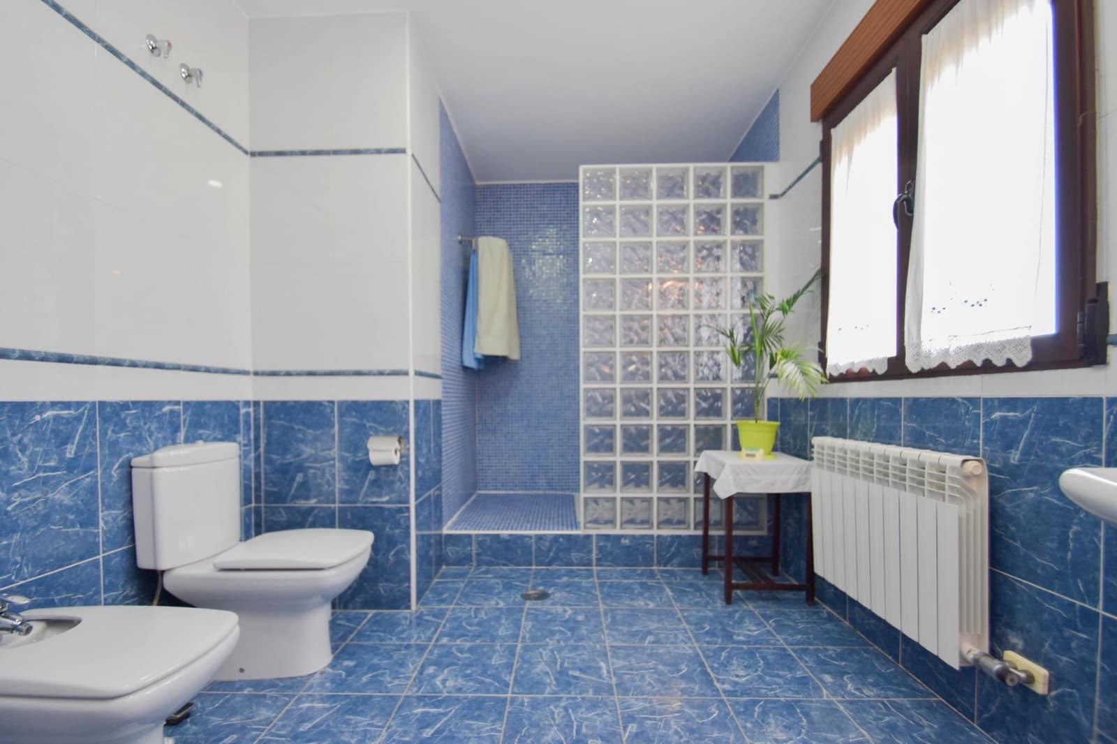 7 soveværelse Villa til salg i Cullar Vega med swimmingpool garage - € 394.000 (Ref: 8994115)