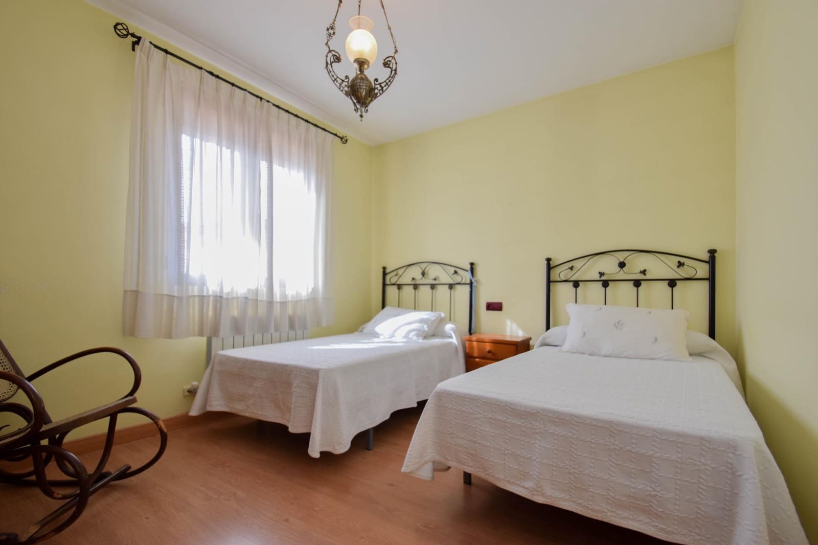 7 soveværelse Villa til salg i Cullar Vega med swimmingpool garage - € 394.000 (Ref: 8994115)