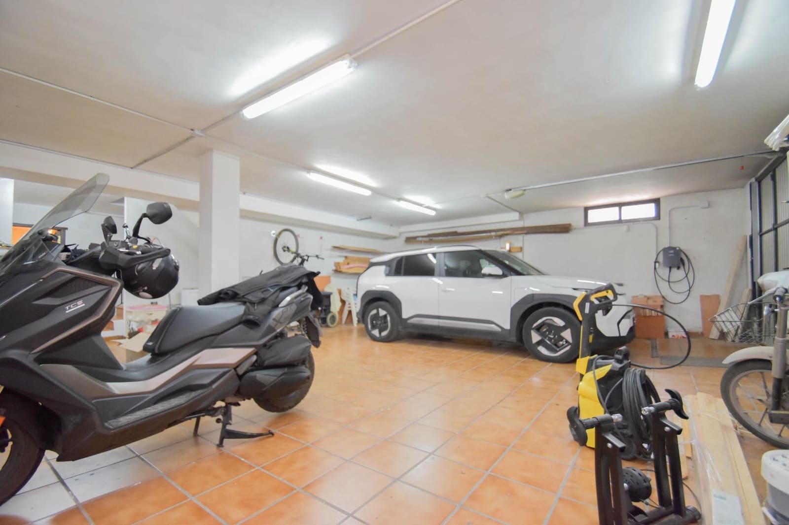 7 soveværelse Villa til salg i Cullar Vega med swimmingpool garage - € 394.000 (Ref: 8994115)