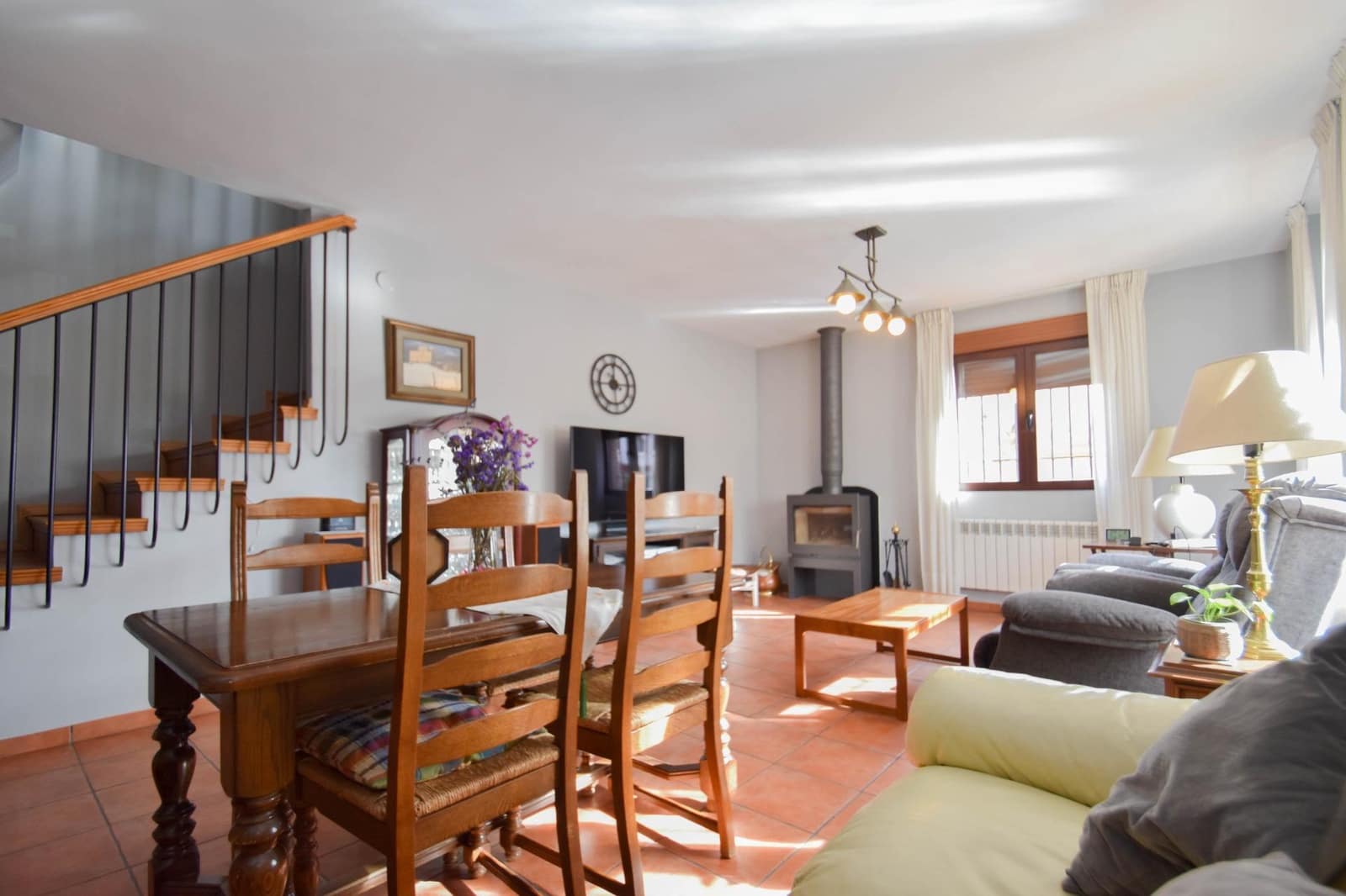 7 soveværelse Villa til salg i Cullar Vega med swimmingpool garage - € 394.000 (Ref: 8994115)