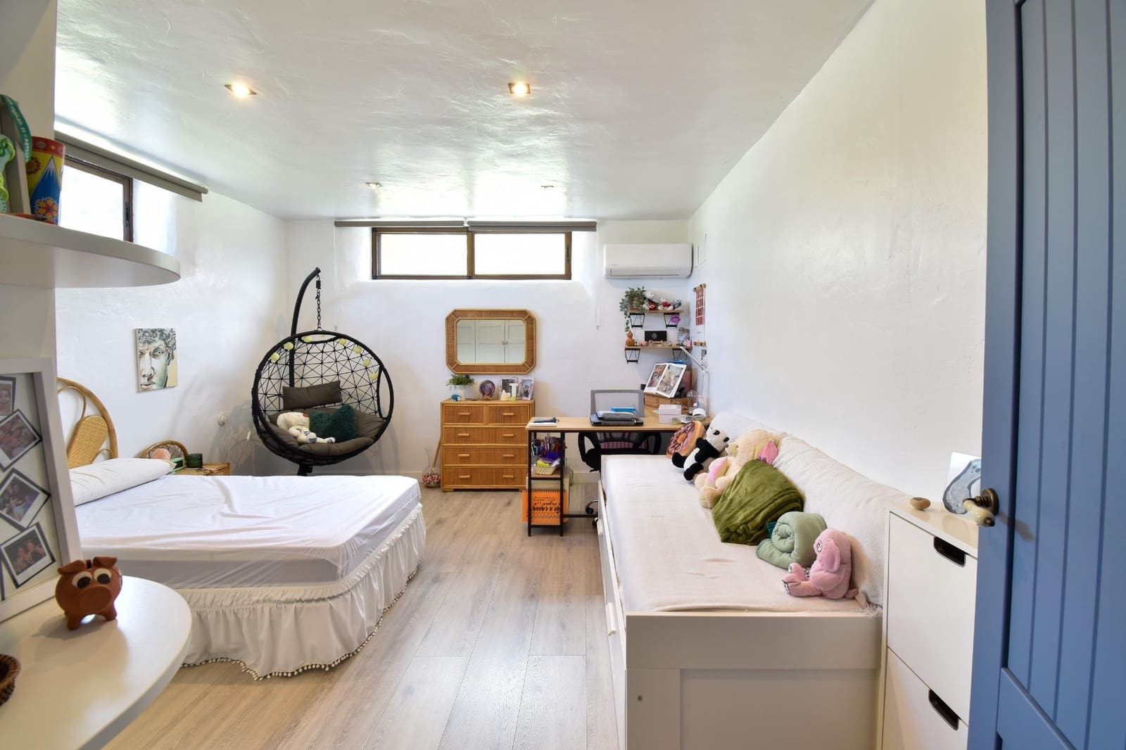 5 soveværelse Finca/Landehus til salg i Niguelas med garage - € 450.000 (Ref: 8994601)