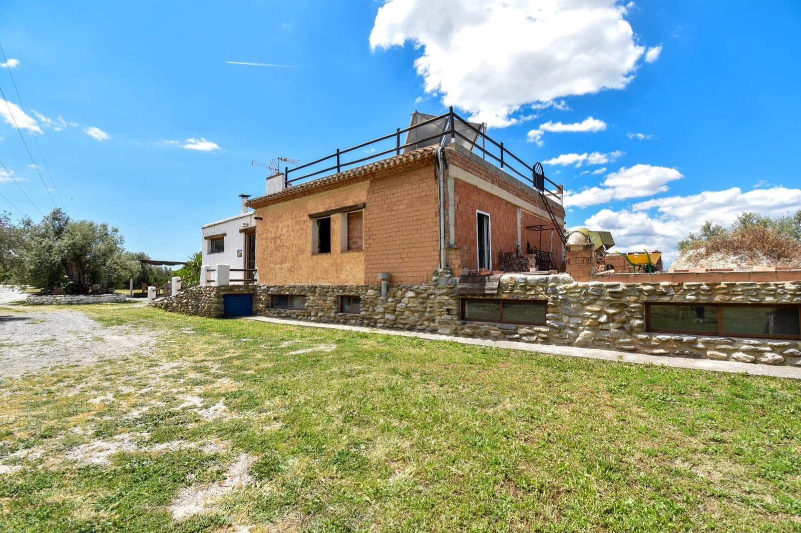 5 soveværelse Finca/Landehus til salg i Niguelas med garage - € 450.000 (Ref: 8994601)