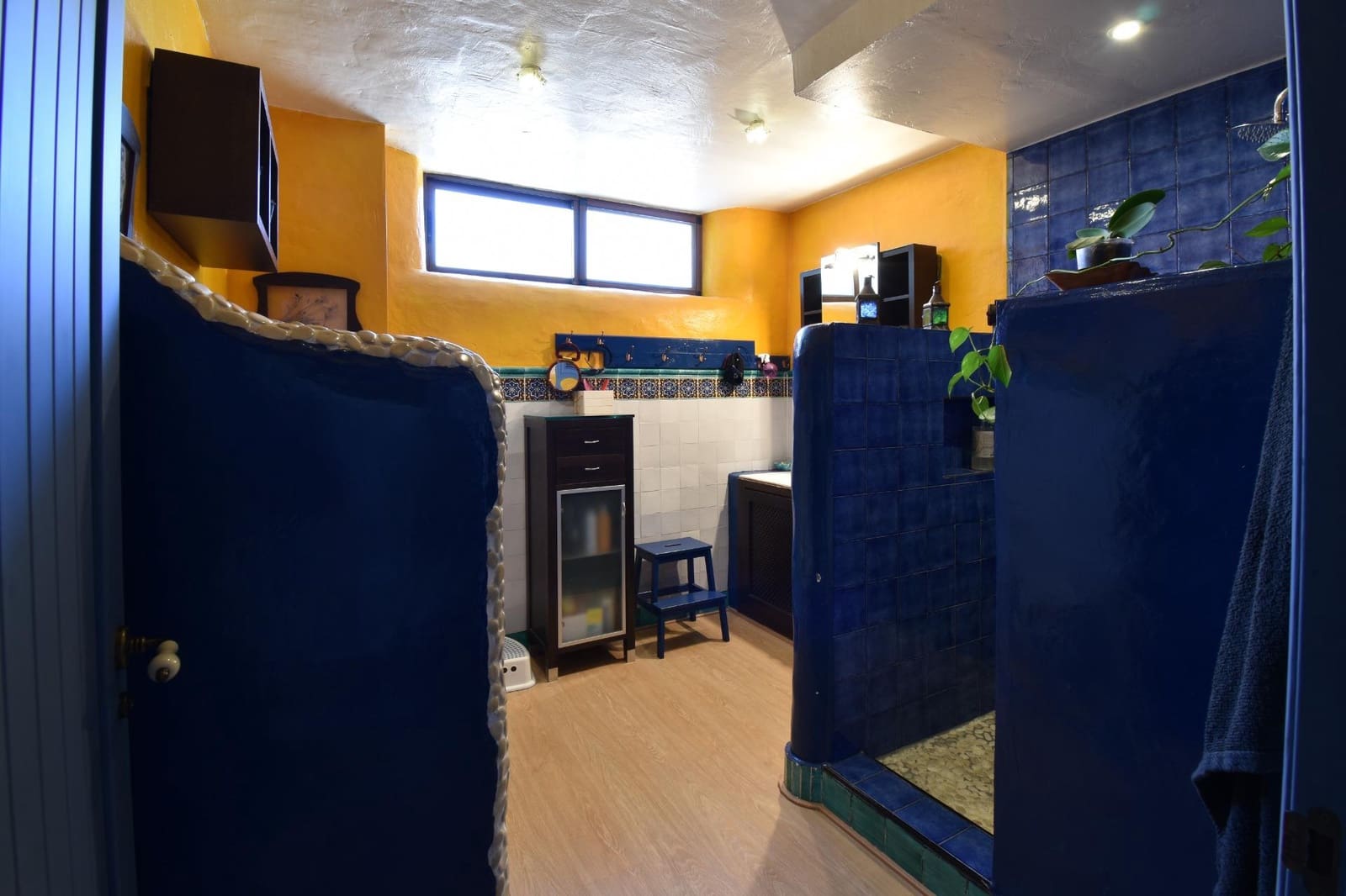 5 soveværelse Finca/Landehus til salg i Niguelas med garage - € 450.000 (Ref: 8994601)