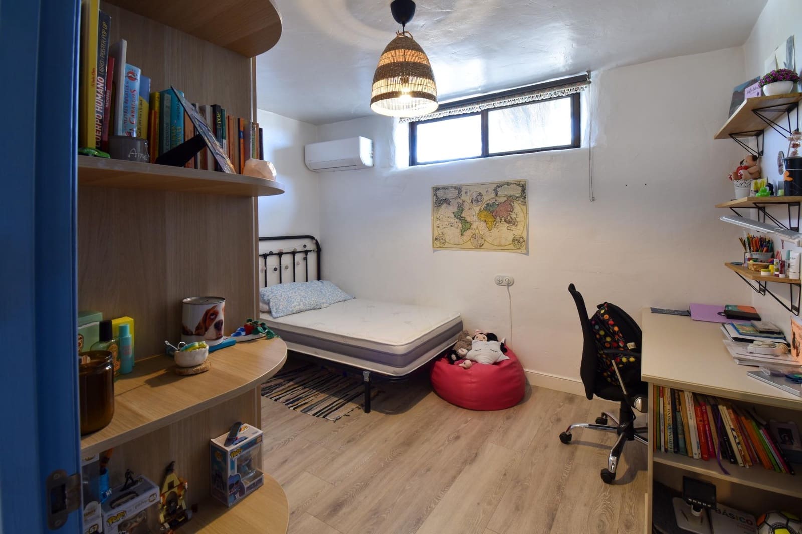 5 soveværelse Finca/Landehus til salg i Niguelas med garage - € 450.000 (Ref: 8994601)