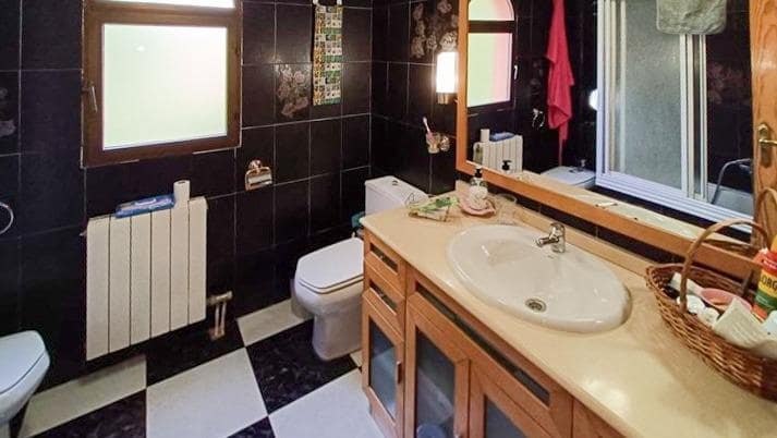 3 soveværelse Semi-Rækkehus til salg i Alfacar med swimmingpool - € 299.000 (Ref: 9003587)